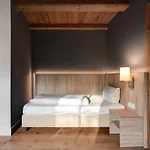 Schleuse Hotel 3*
